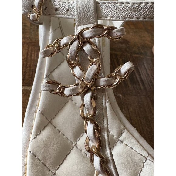 Chanel White Leather Gold CC Quilted T-Strap Sandals Block Heel 38C 8 Italy 2000 - Picture 8 of 14